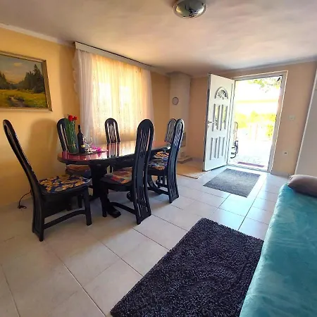 Pet Friendly Holiday Sofia Prázdninový dům