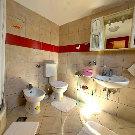 Pet Friendly Holiday Sofia * Vezac
